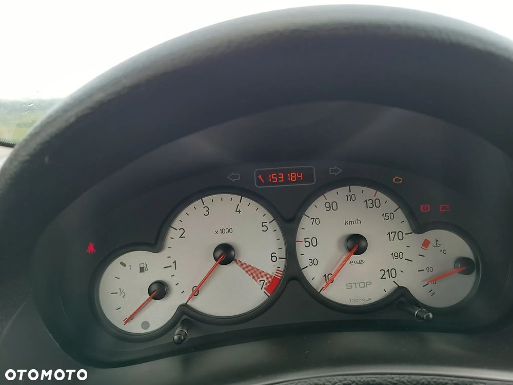 Peugeot 206 1.4 Happy - 12