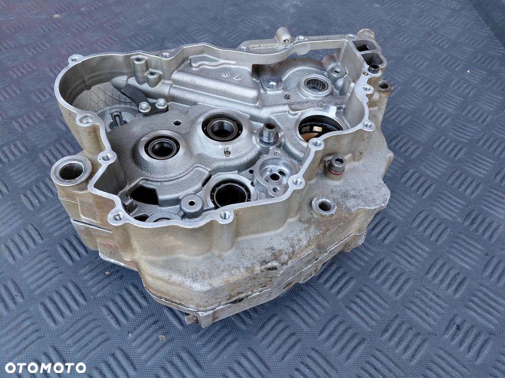 KTM EXC-F 250 EXC 2006-2011 KARTERY KORPUS SILNIKA BLOK - 17