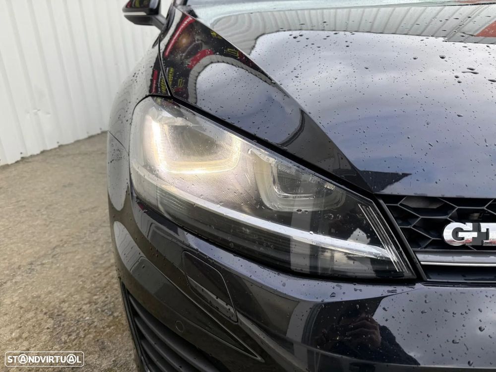VW Golf 2.0 TDI GTD DSG - 3