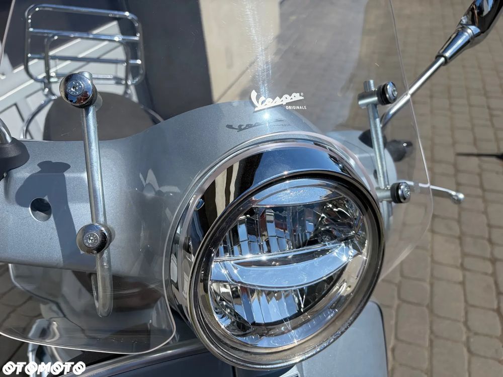 Vespa GTS - 18