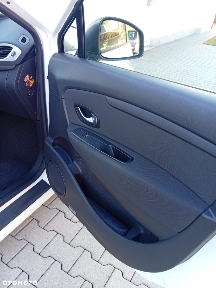 Renault Scenic 1.9 dCi Confort Expression - 19