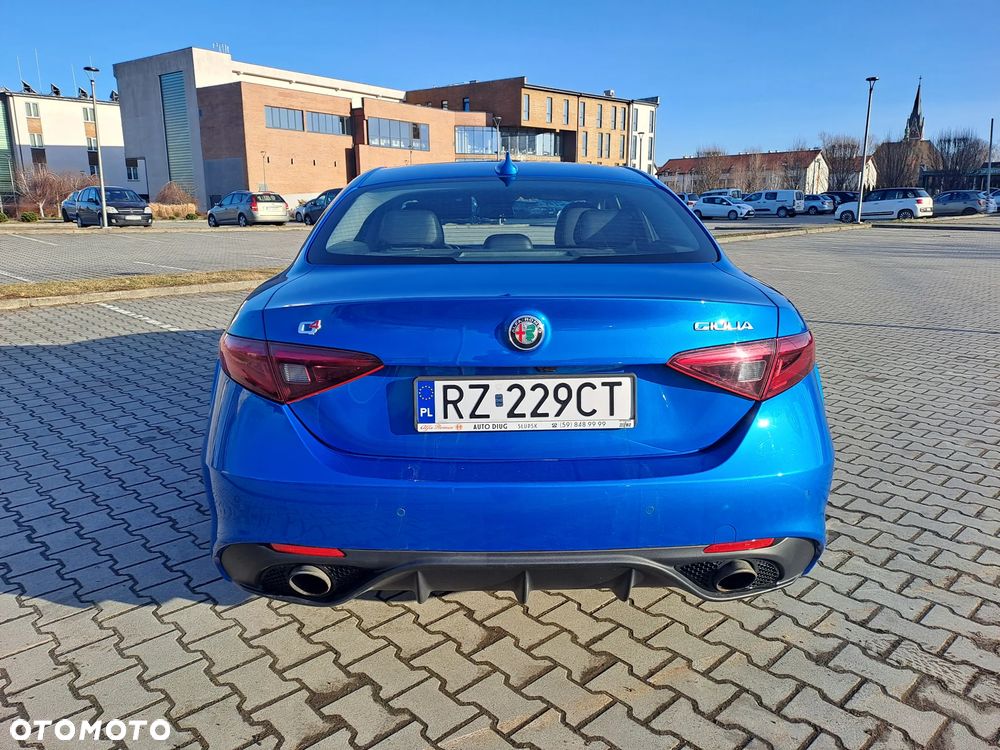 Alfa Romeo Giulia 2.0 Turbo Veloce Q4 - 7