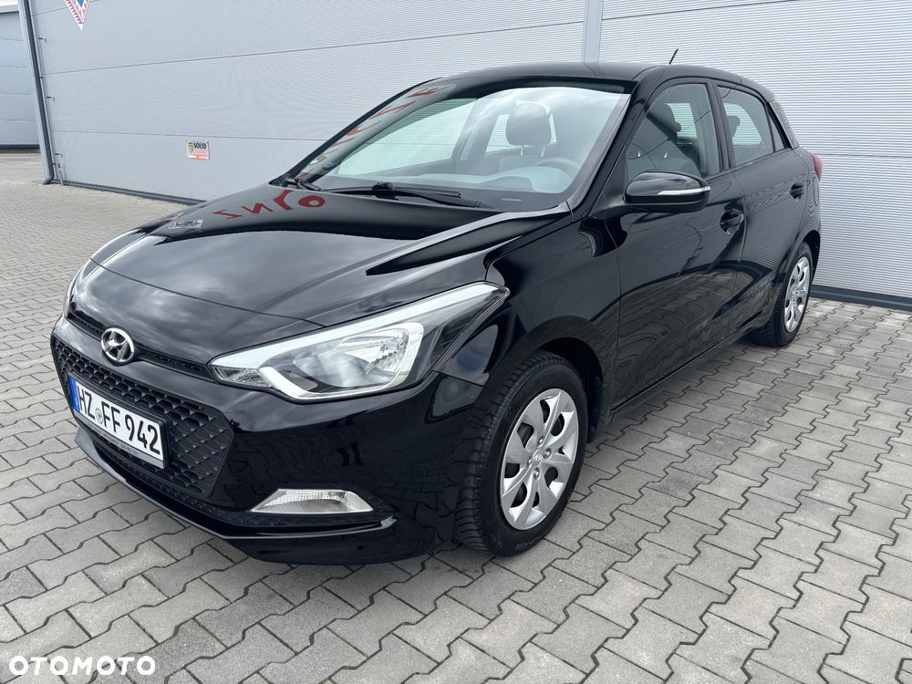 Hyundai i20 blue 1.2 Classic - 9