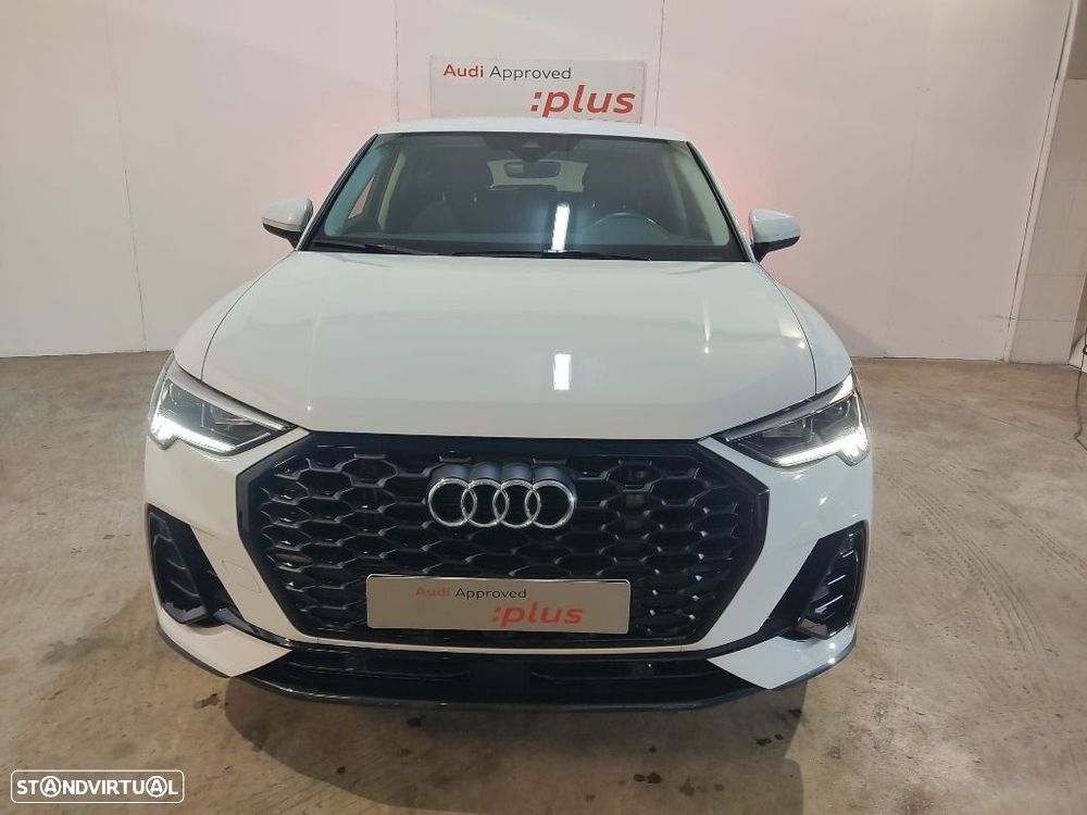 Audi Q3 Sportback 45 TFSIe S line S tronic - 2