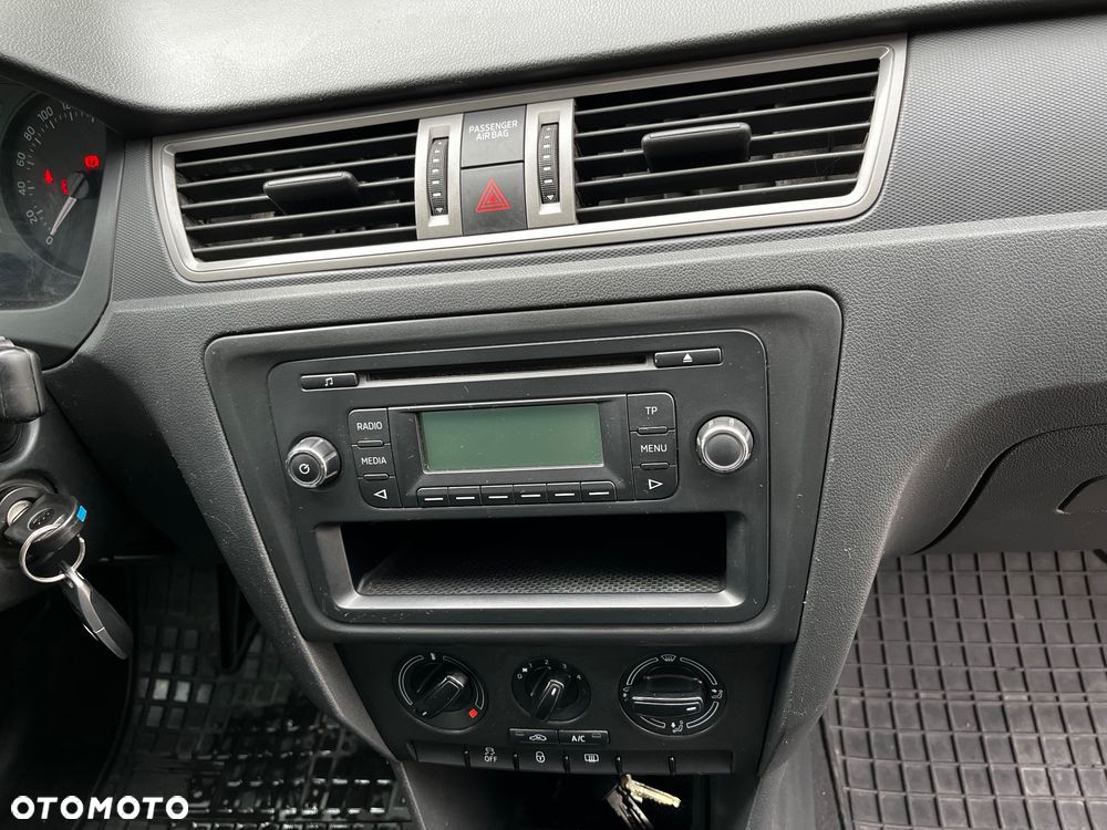 Skoda RAPID 1.2 Edition - 9