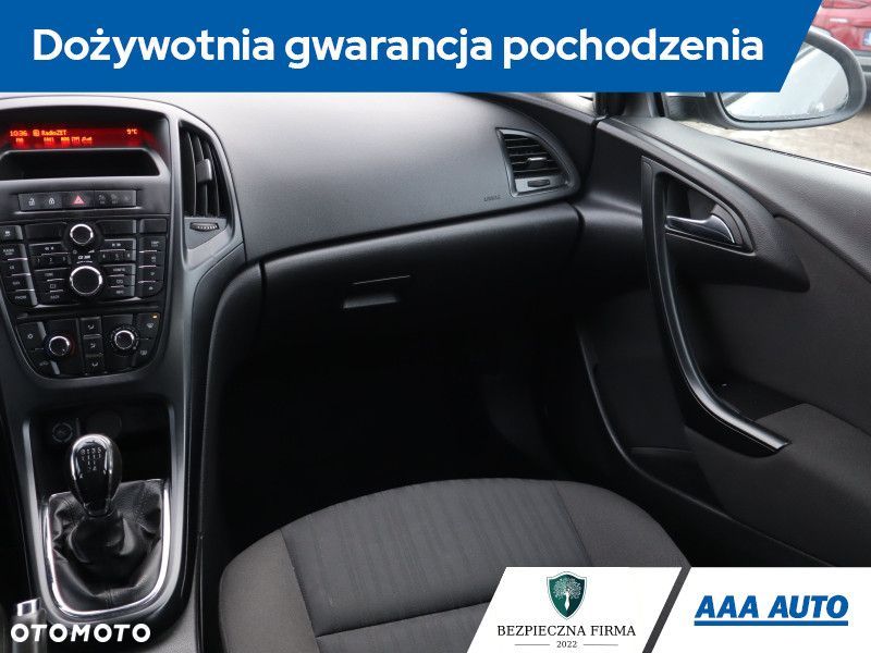 Opel Astra - 10