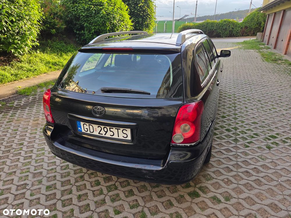 Toyota Avensis 2.0 D-4D Sol - 26