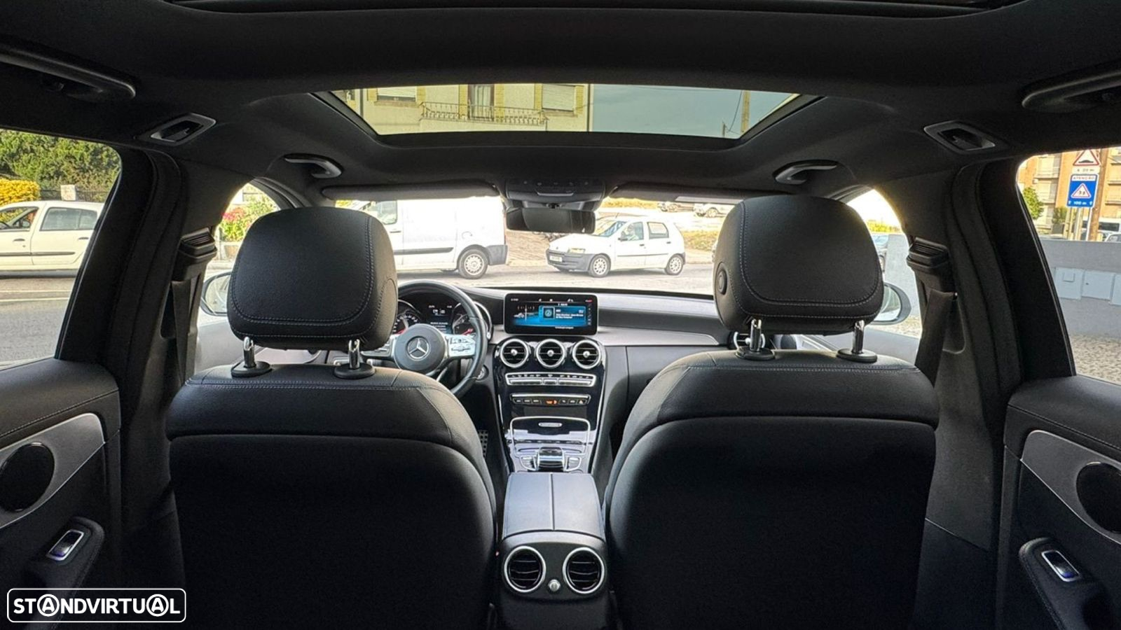 Mercedes-Benz C 300 de AMG Line - 21