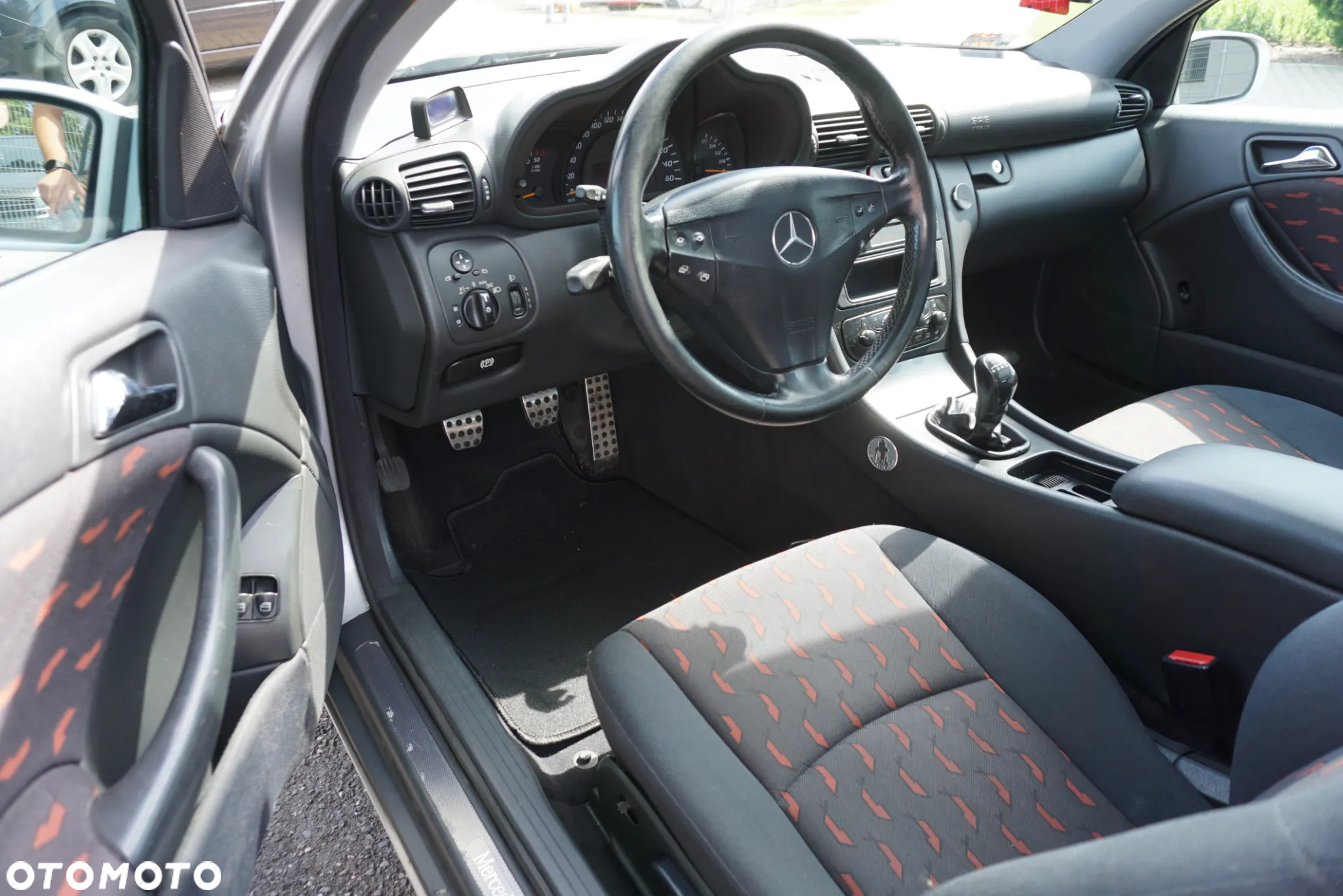 Mercedes-Benz Klasa C 200 CDI Sportcoupe - 8