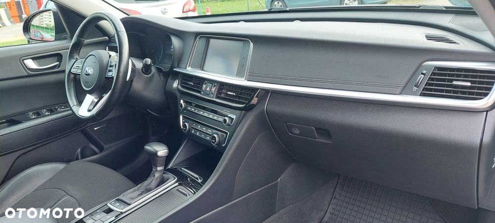 Kia Optima 1.6 T-GDI L DCT - 12