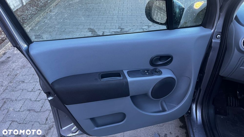 Renault Modus 1.2 16V Night and Day - 4