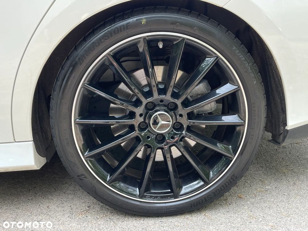 Mercedes-Benz CLA 250 4-Matic Edition 1 7G-DCT - 11