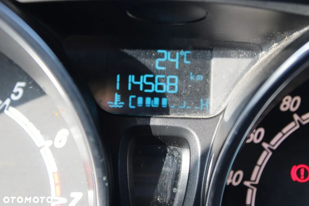 Ford Fiesta - 10