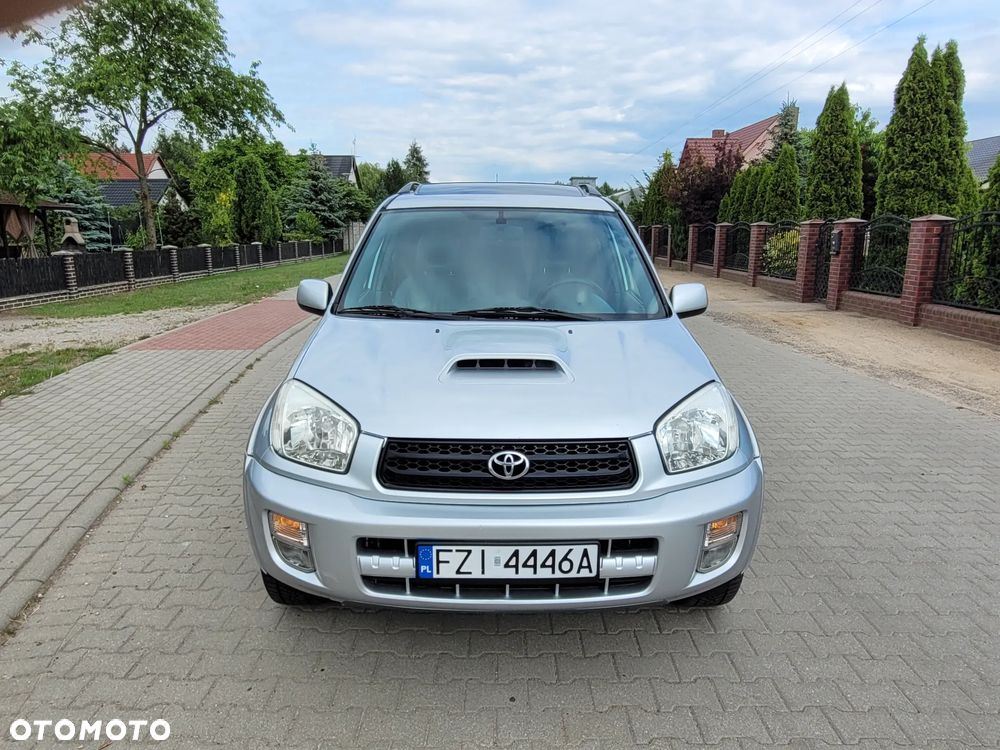 Toyota RAV4 - 2