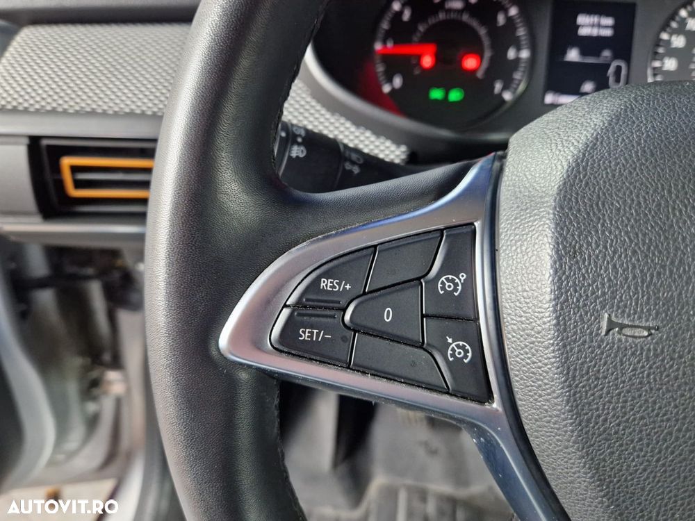 Dacia Sandero - 13