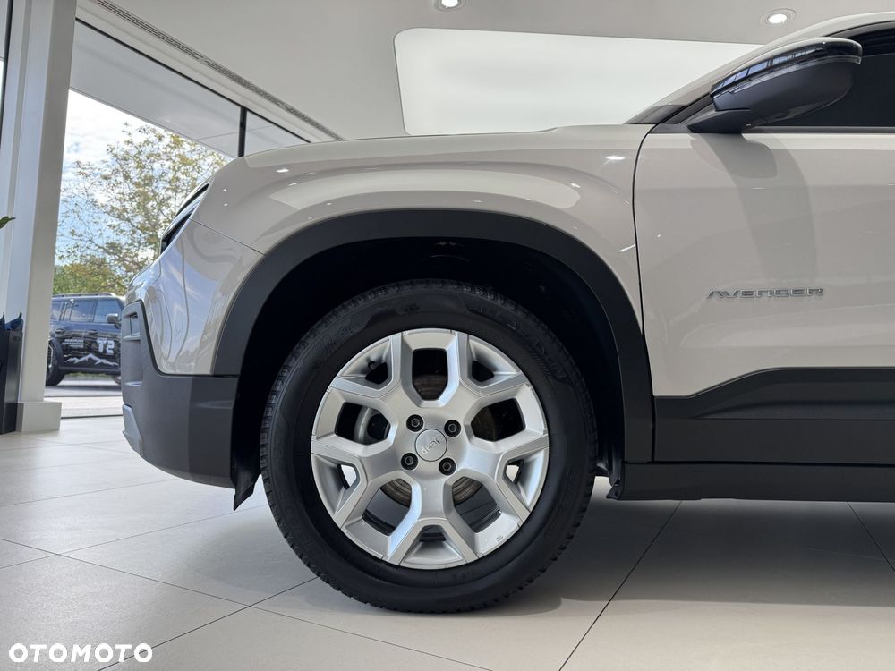 Jeep Avenger 1.2 GSE T3 Altitude FWD - 19