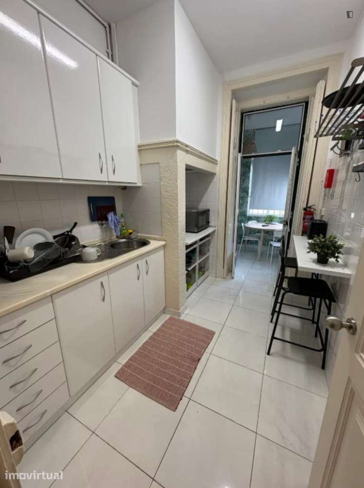 Quarto - localizado em Alcântara Lisbon - Grande imagem: 4/15