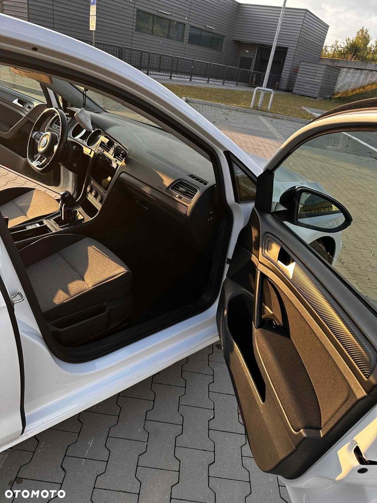 Volkswagen Golf VII 1.6 TDI BMT Comfortline - 14