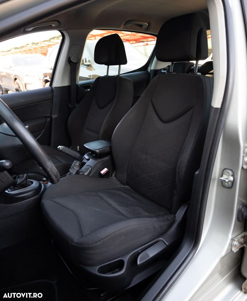 Peugeot 308 1.6E Confort Pack Aut - 7