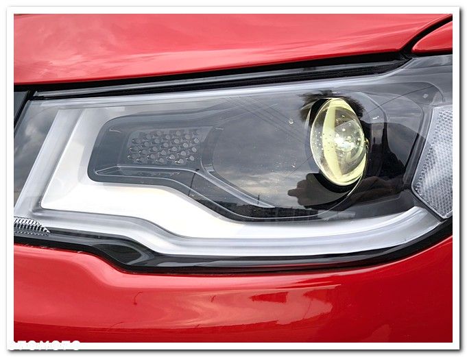 Jeep Compass - 33