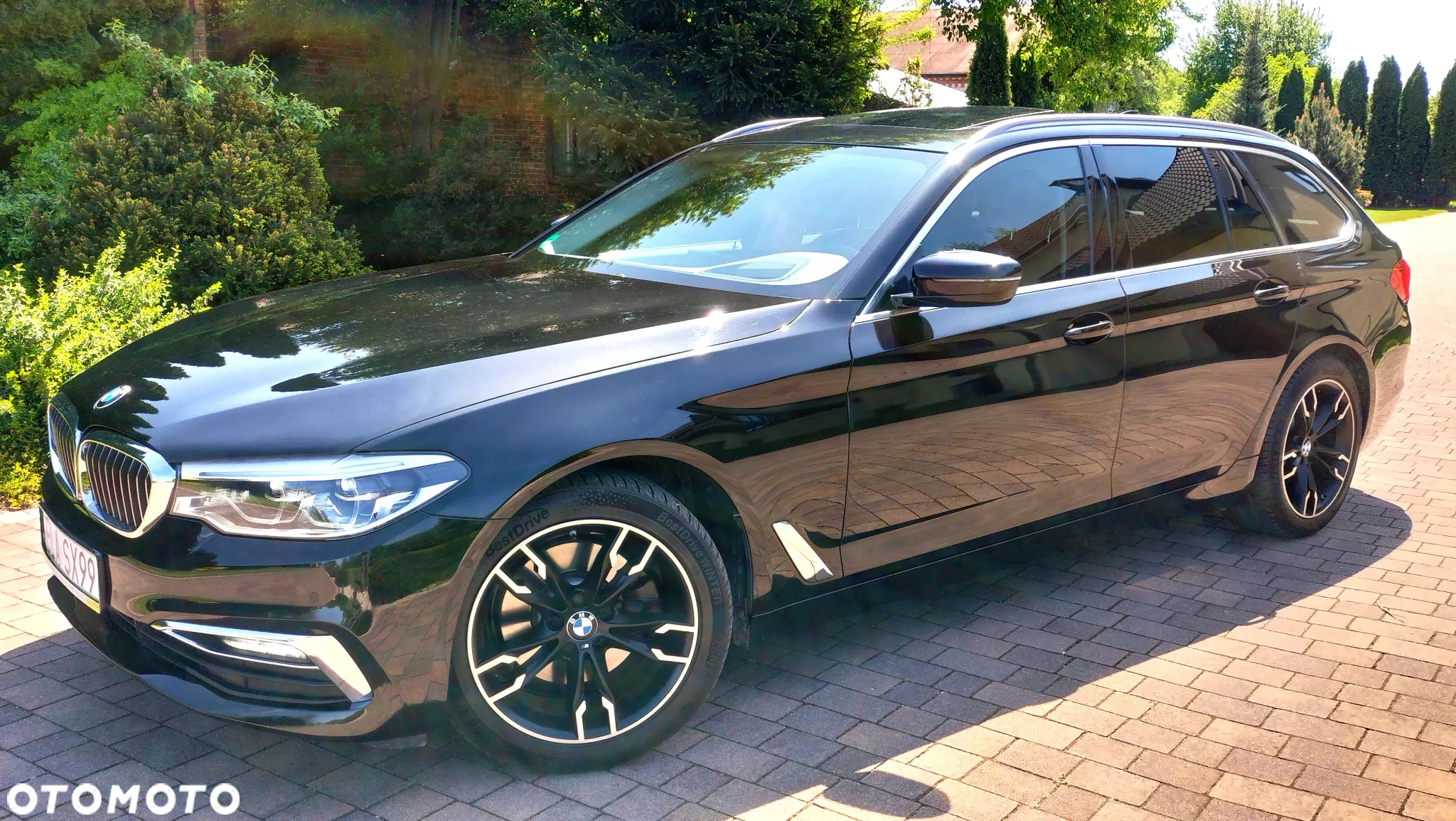 BMW Seria 5 520d Touring Luxury Line - 2