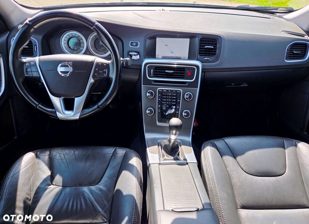 Volvo S60 DRIVe Momentum - 31