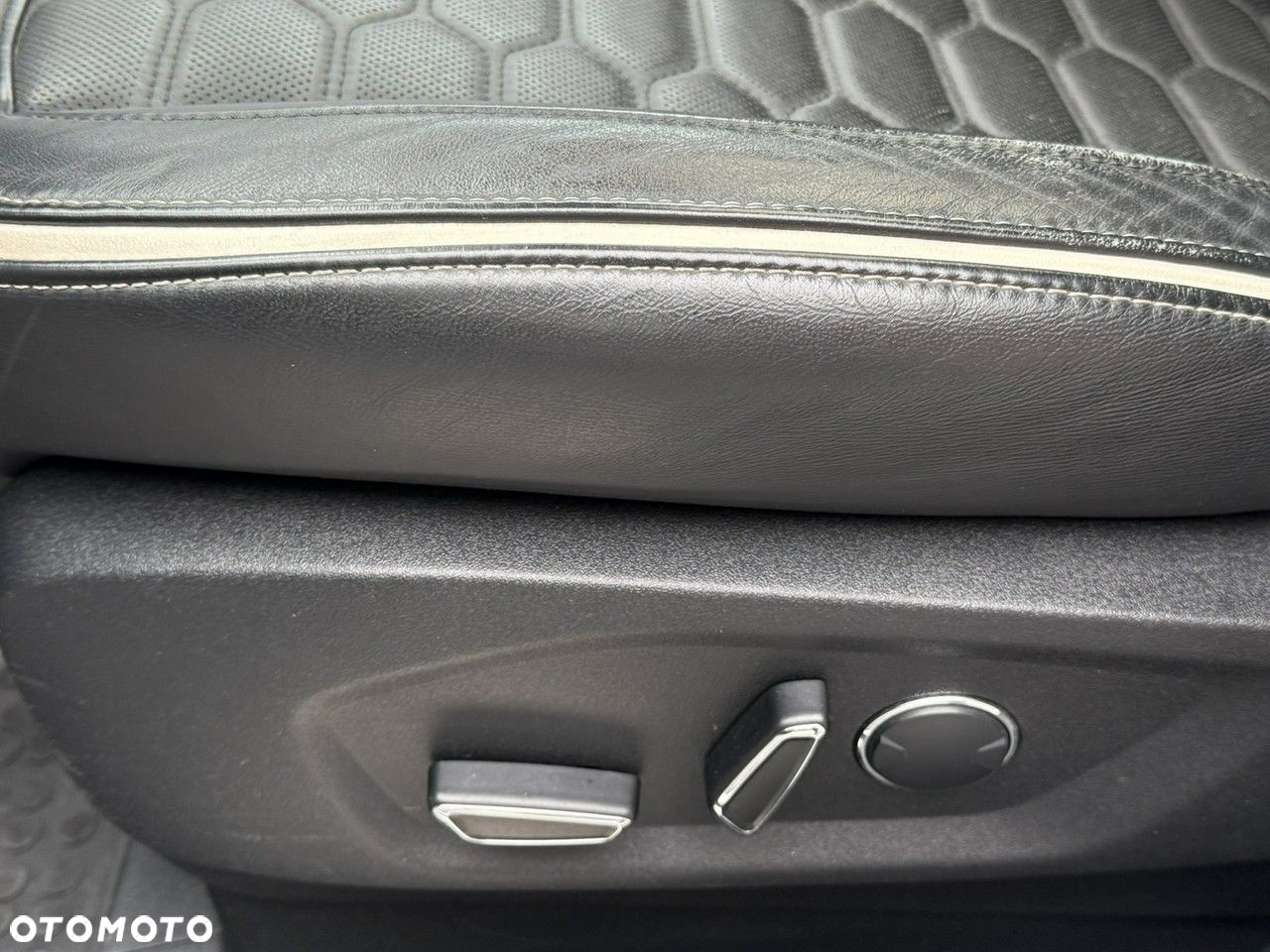 Ford S-Max 2.0 TDCi Vignale PowerShift - 12