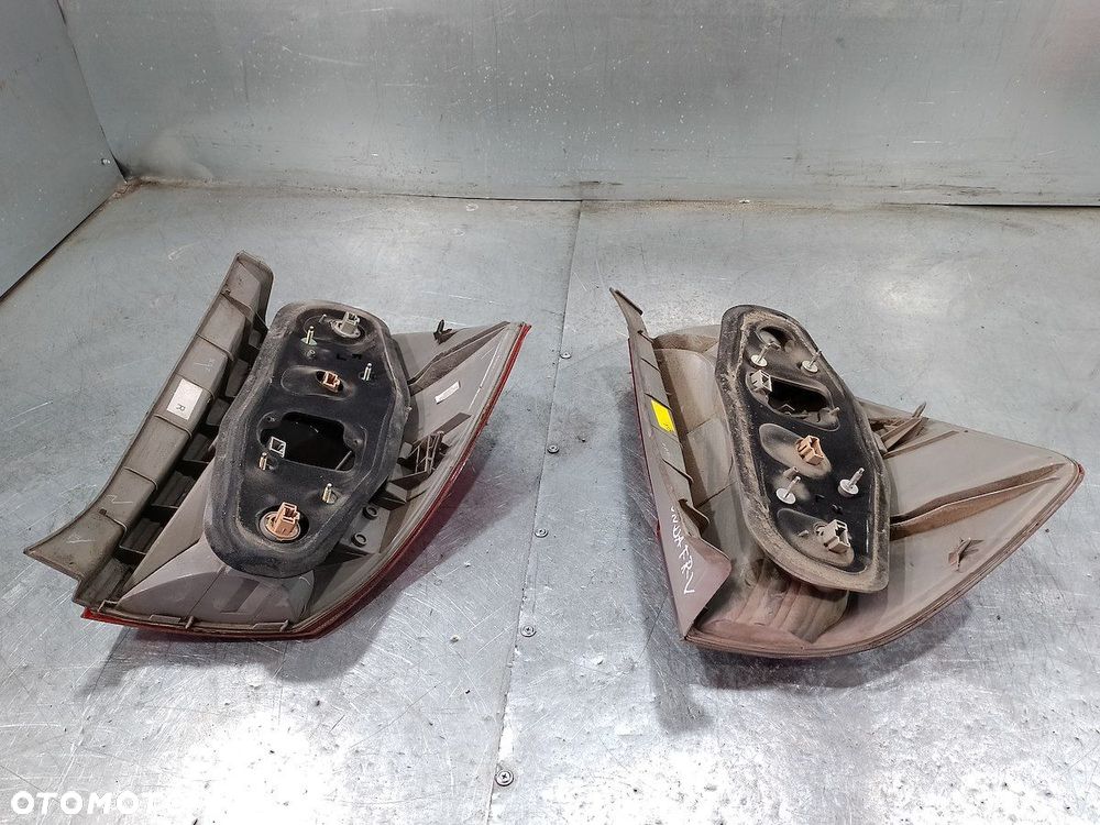 LAMPY TYŁ KOMPLET HONDA FR-V - 7