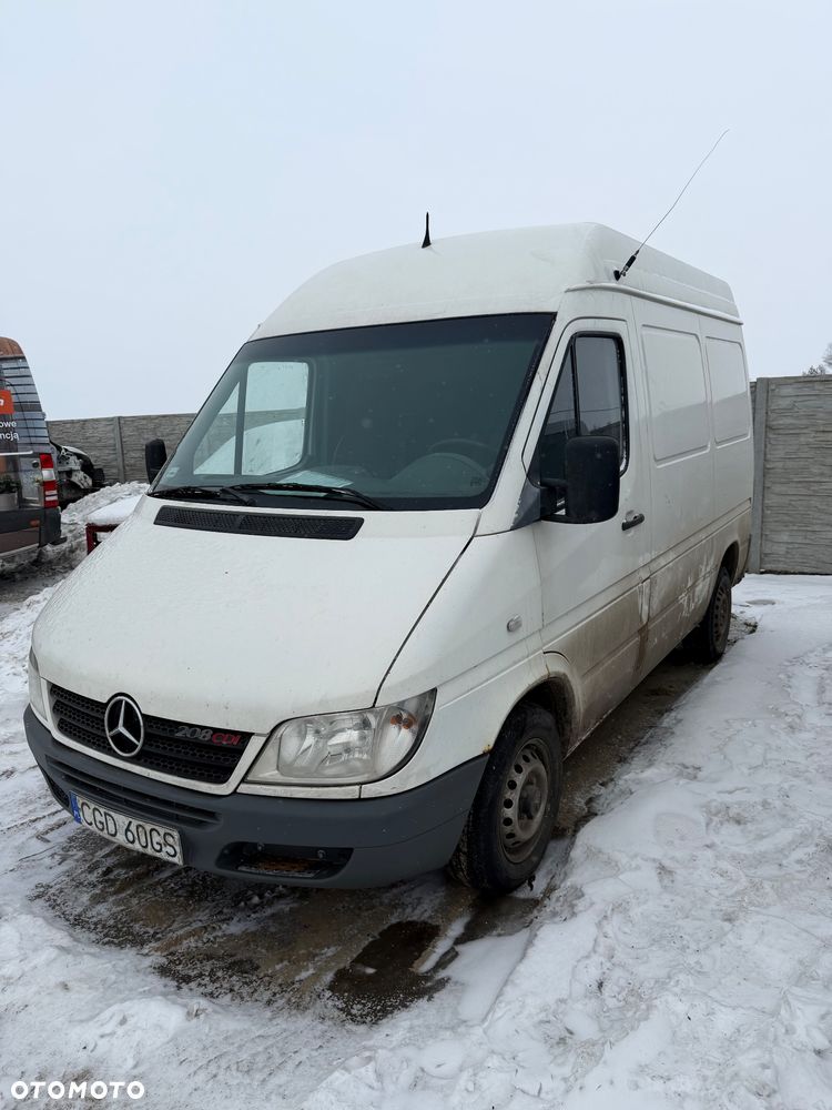 Mercedes-Benz Sprinter 208CDI - 2