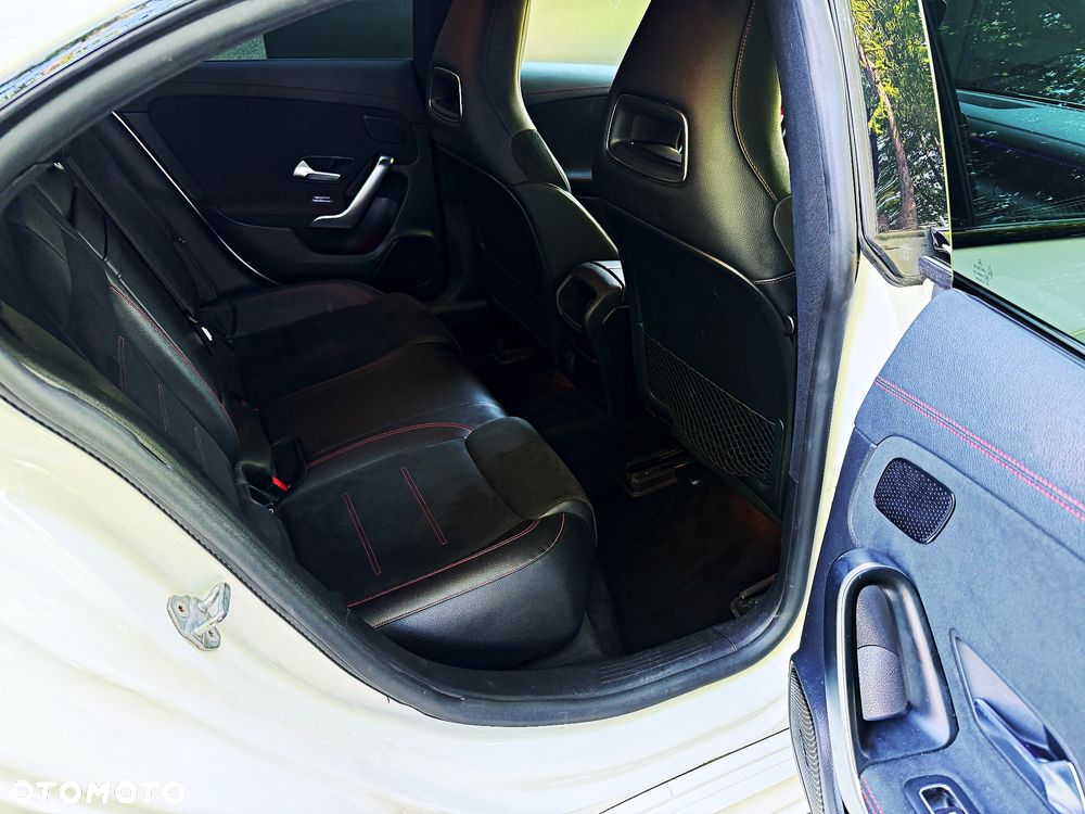 Mercedes-Benz CLA 200 d 8G-DCT Edition 2021 - 40