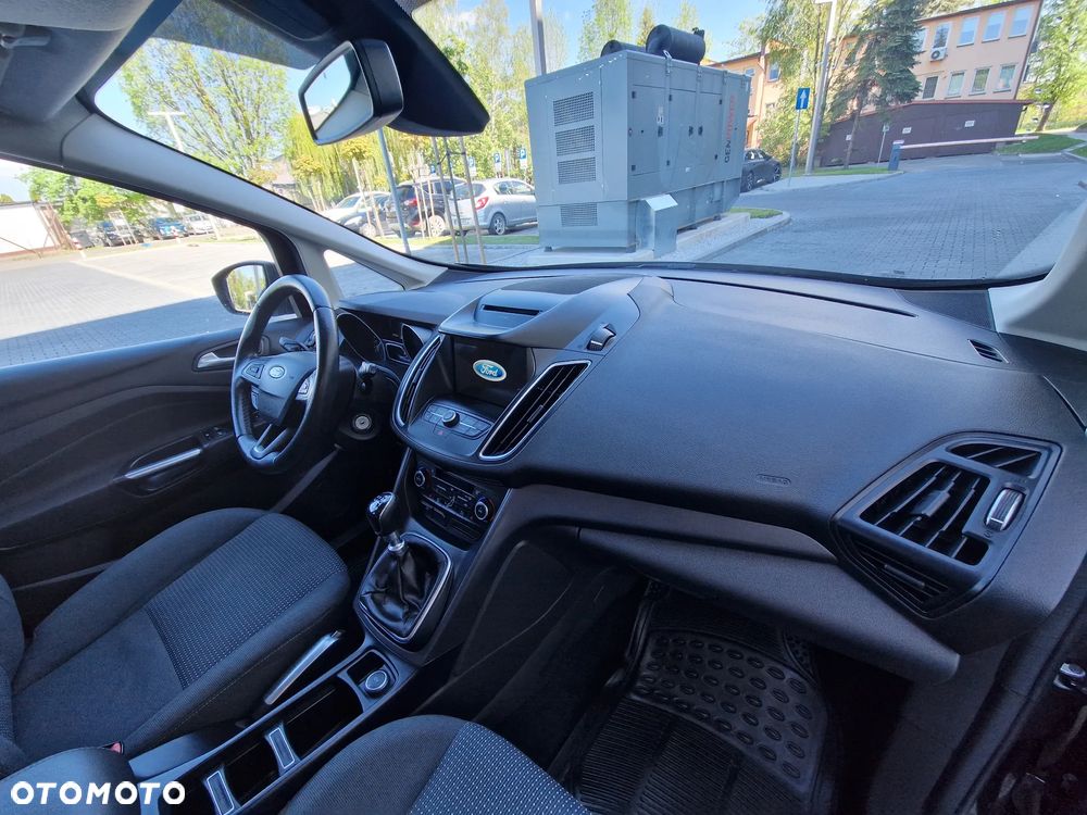 Ford C-MAX - 11