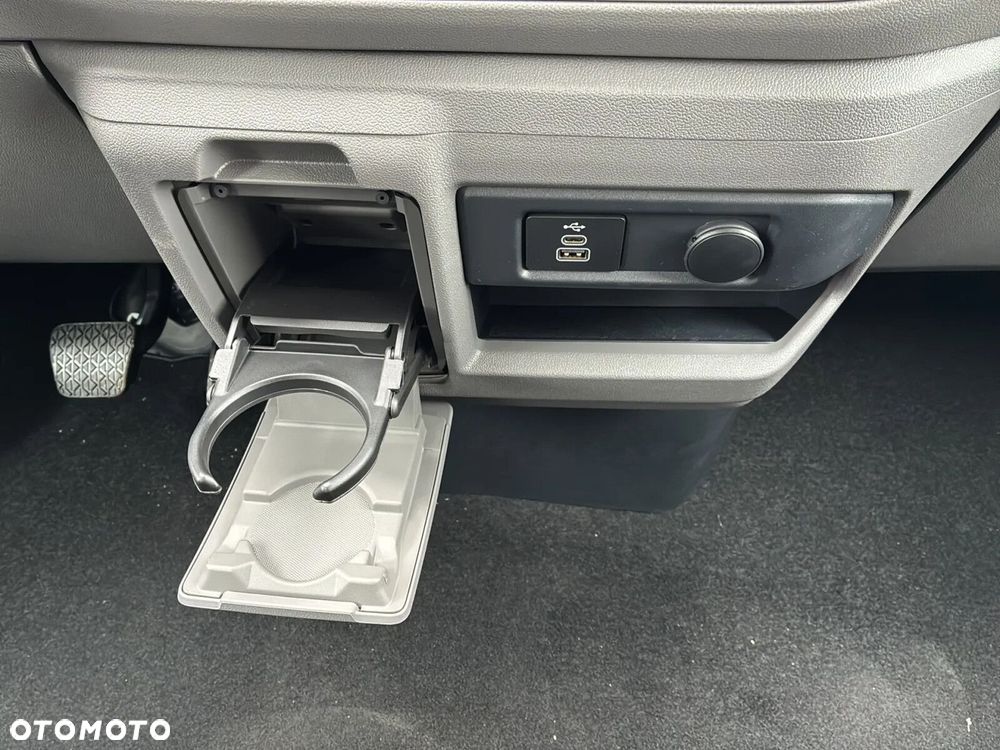 Volkswagen Caravelle 2.0 TDI L2 Life - 33