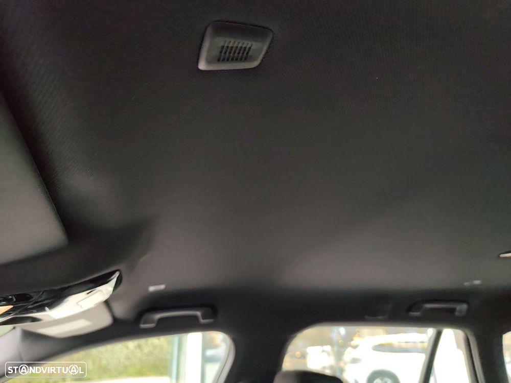 BMW 530 e Pack Desportivo M - 16