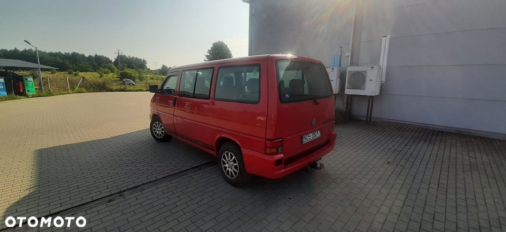 Volkswagen Multivan Standard - 4