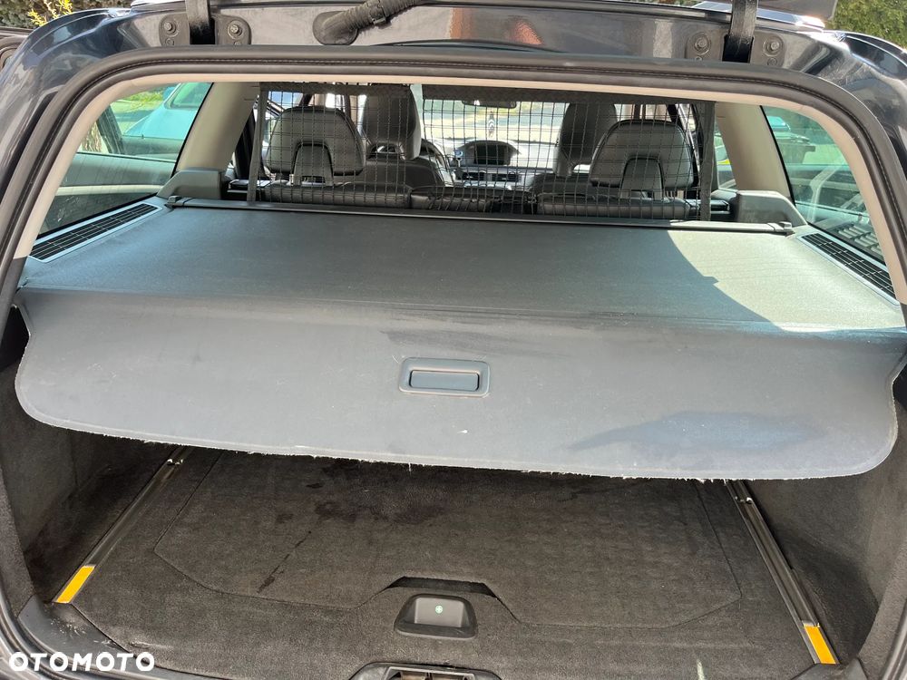 Volvo V70 D2 Summum - 14