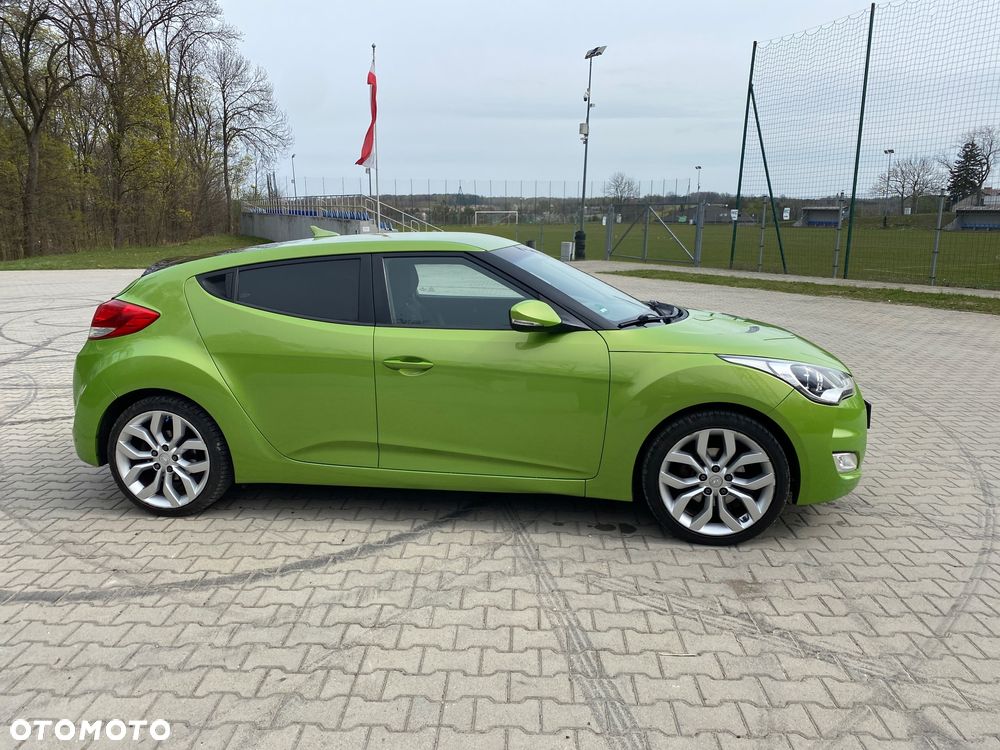 Hyundai Veloster 1.6 GDI Style - 1