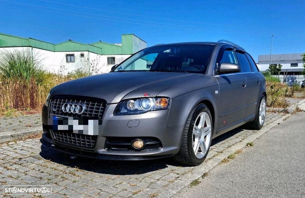 Audi A4 2.0 TDI exclusive - 1