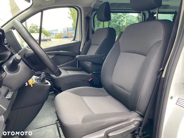 Renault Trafic SpaceClass 2.0 dCi - 17
