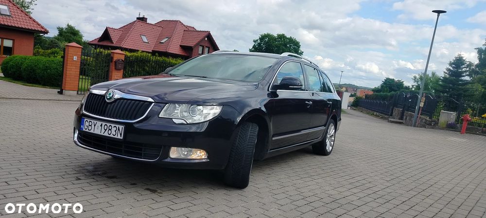 Skoda Superb 1.8 TSI 4x4 Exclusive - 4