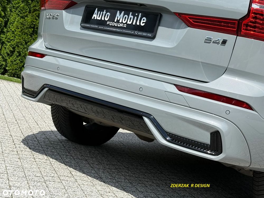Volvo XC 60 B4 D AWD Plus Dark - 26