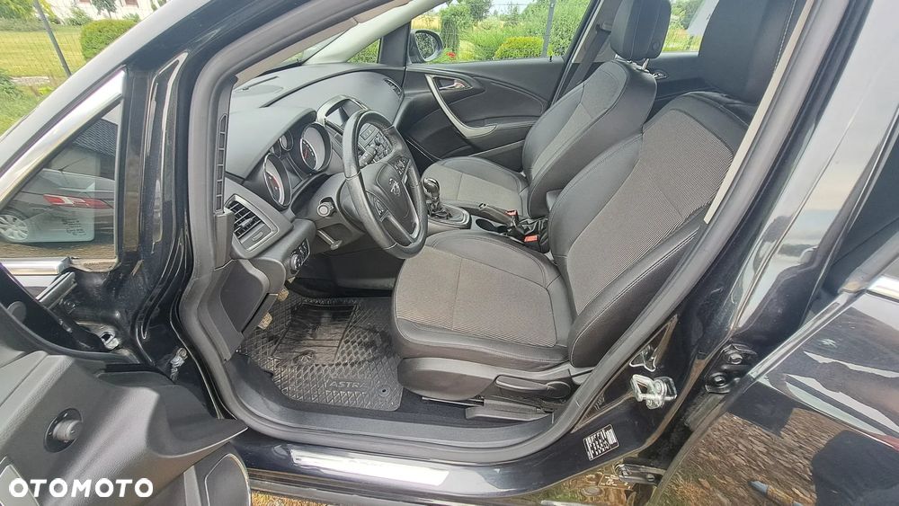 Opel Astra 1.7 CDTI DPF Innovation - 11