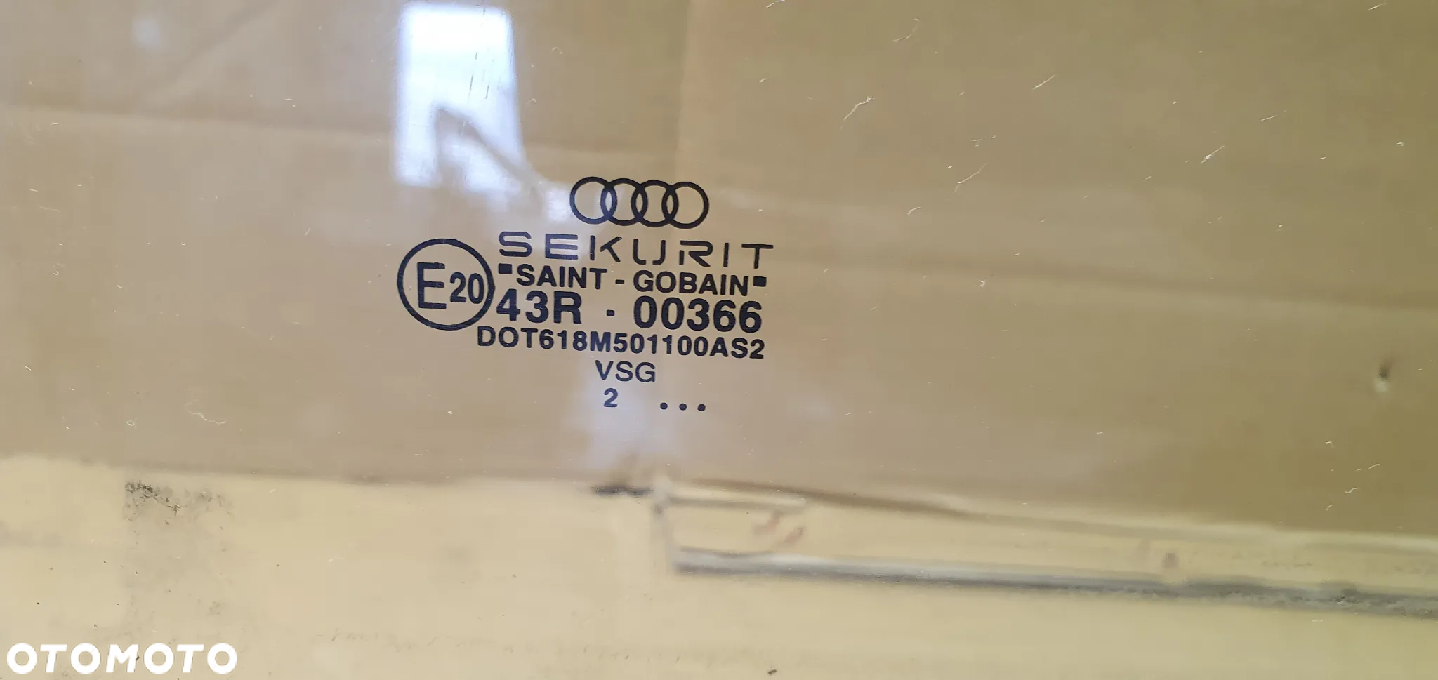 Szyba lewy tył tylna lewa Audi A8 D3 AS2 - 4