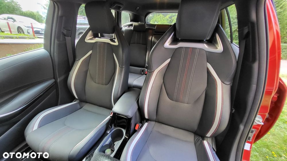 Toyota Corolla 2.0 Hybrid GR Sport - 10