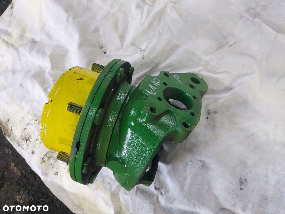 ZWOLNICA ZWROTNICA PRAWA PRZÓD PRZEDNIA JOHN DEERE 6110R - 2