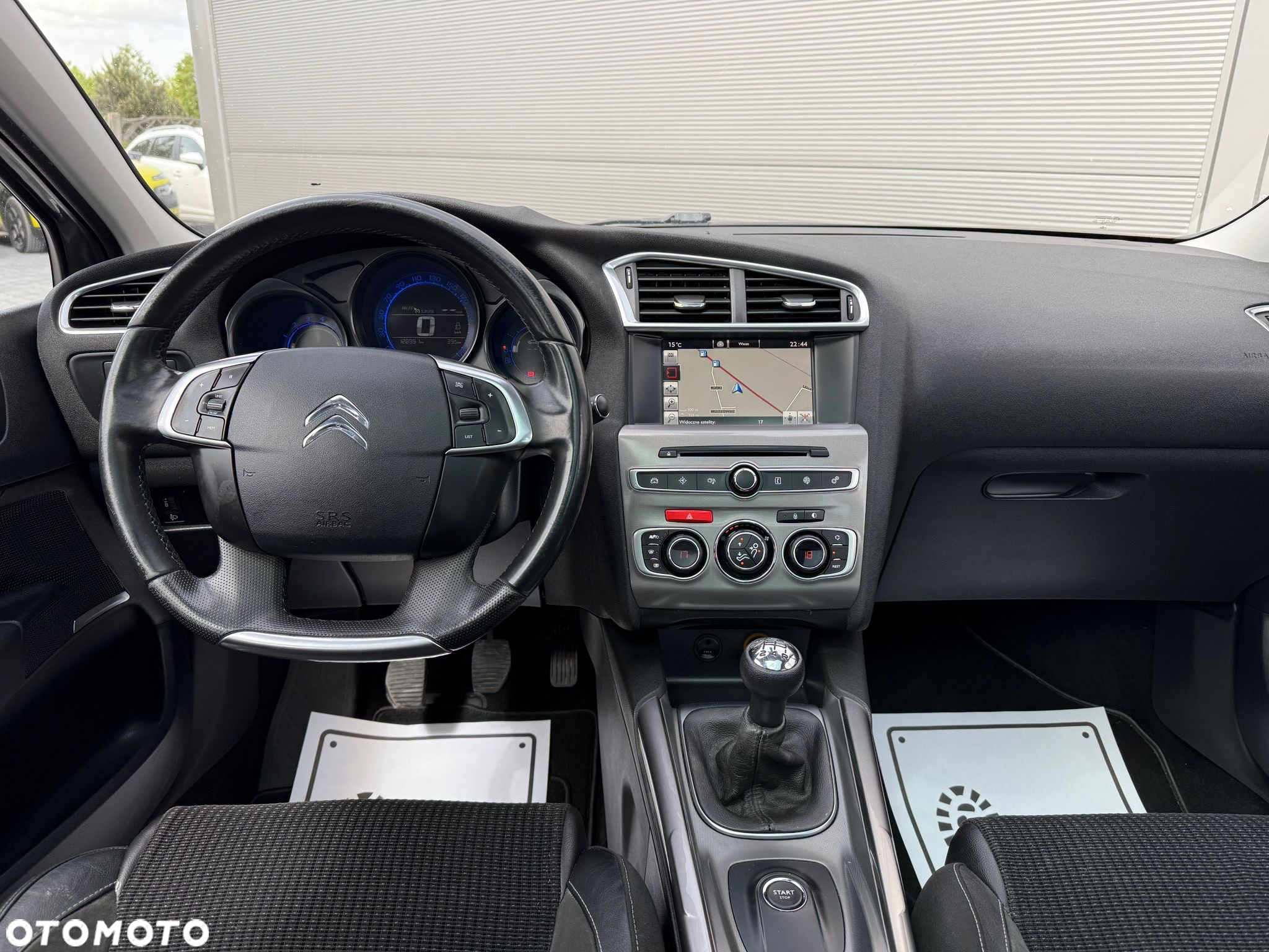 Citroën C4 PureTech e-THP 130 Exclusive - 9
