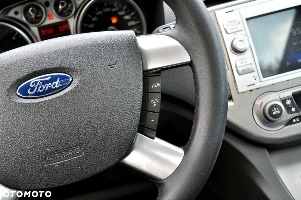 Ford Kuga 2.0 TDCi Titanium - 22