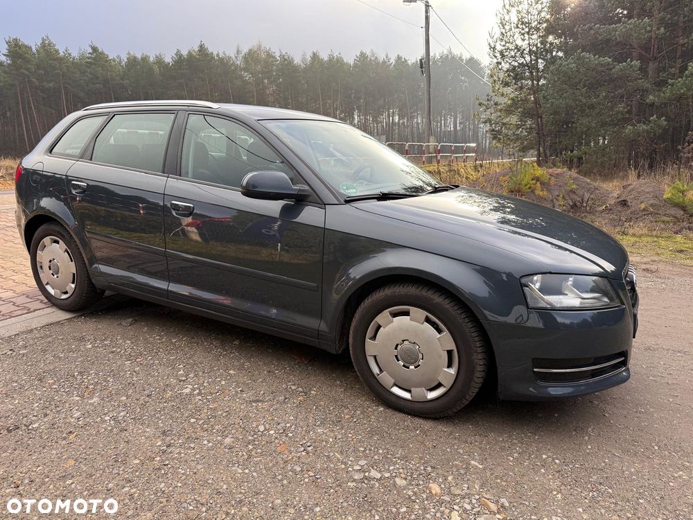 Audi A3 Sportback 1.2 TFSI Attraction - 2