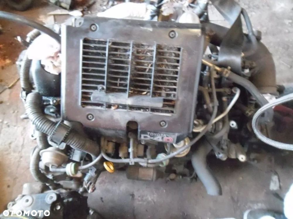 TOYOTA YARIS I LIFT 1.4 D4D ROZRUSZNIK - 1