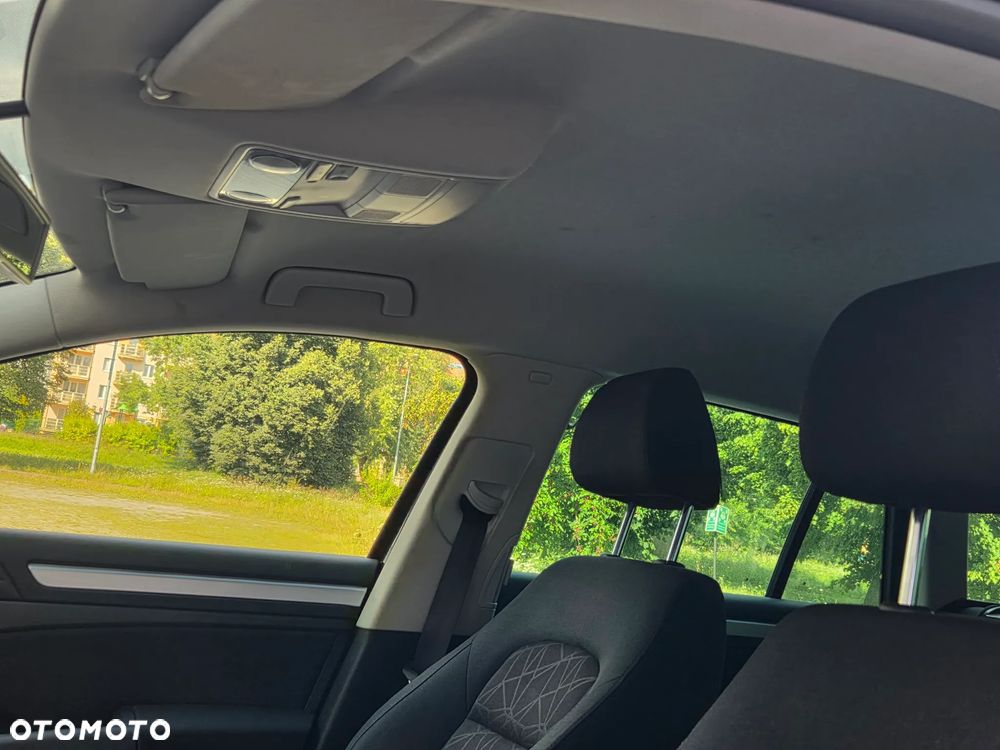 Skoda Superb 2.0 TDI PD Comfort - 23