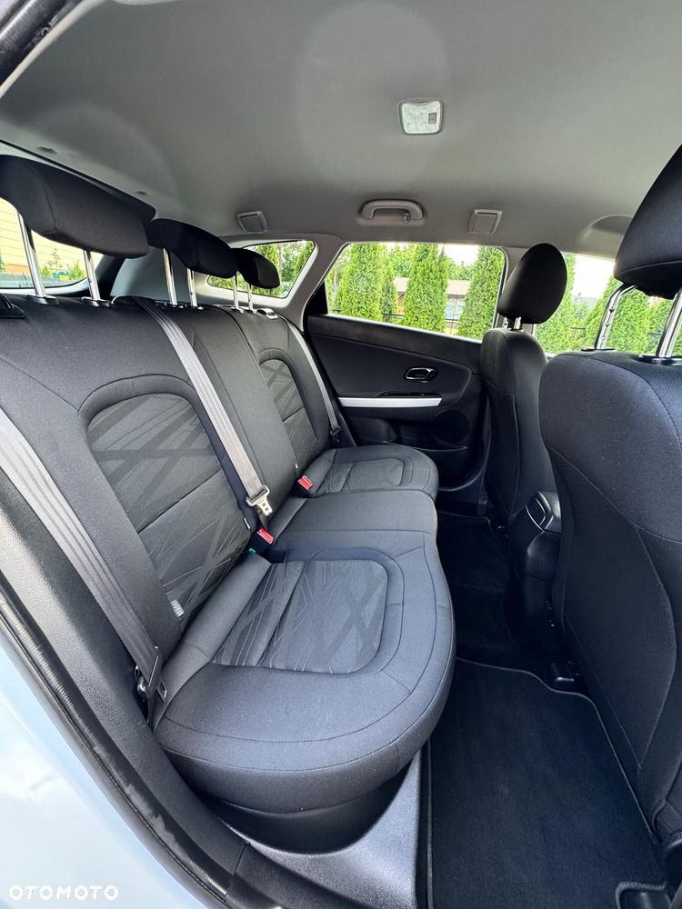 Kia Ceed 1.4 CVVT Dream-Team Edition - 16